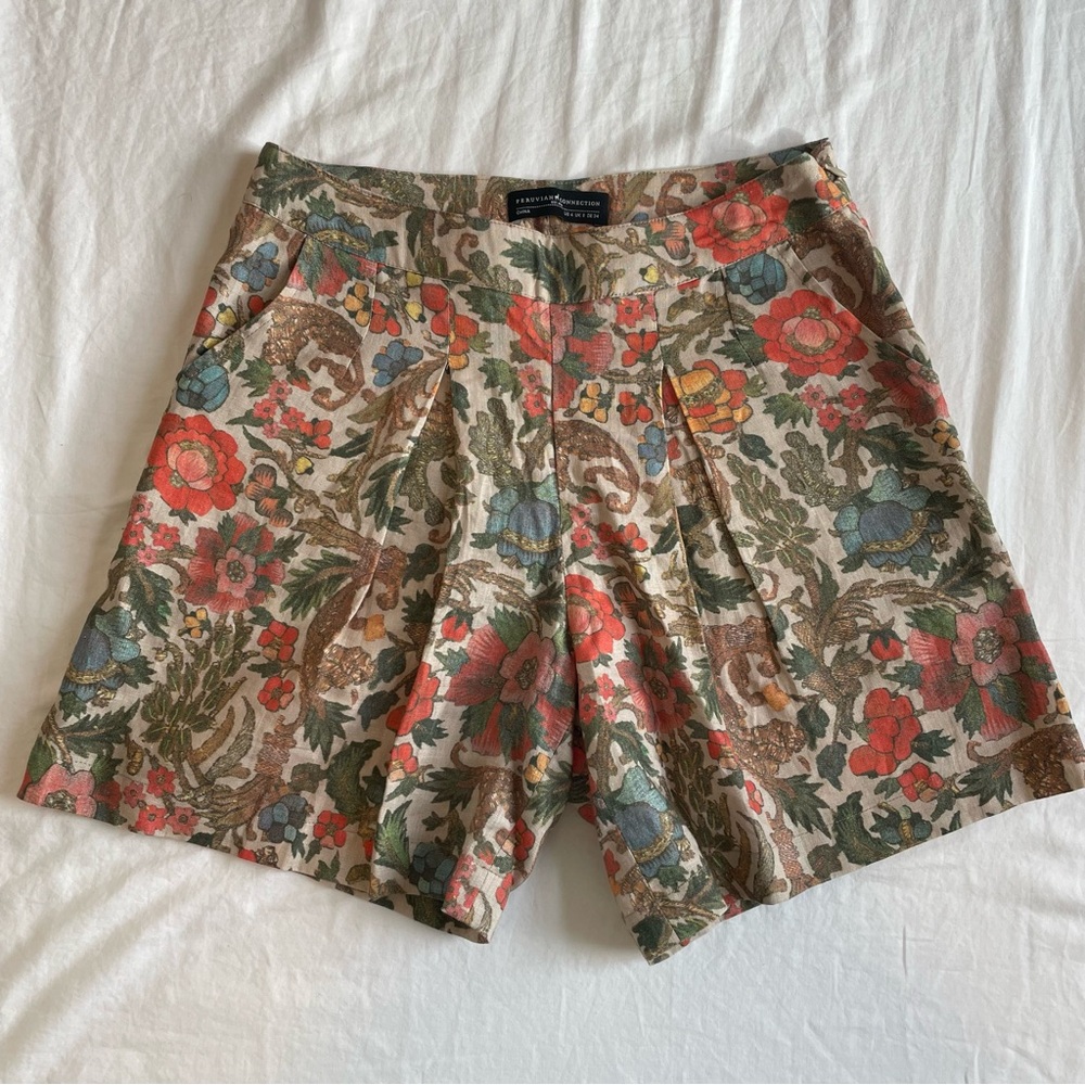 Linen Floral Tailored Shorts